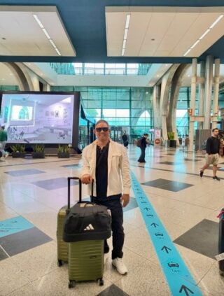 Cliente da Brazucas em Portugal e Espanha desembarcando em Lisboa